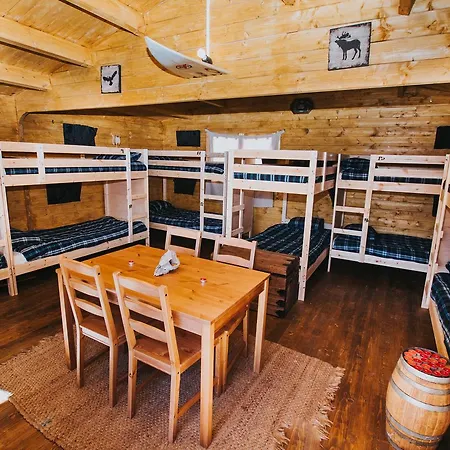 Hostel 7 Waves Surf *