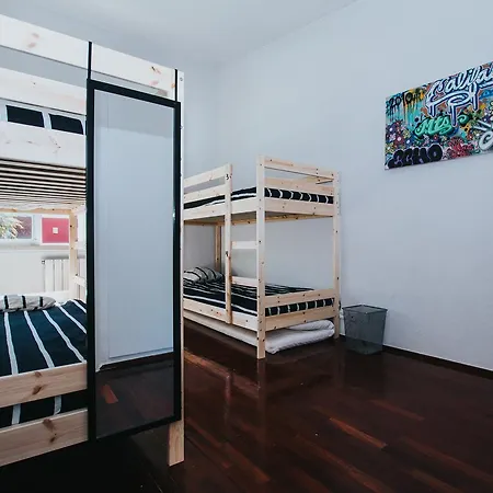 7 Waves Surf * Almada