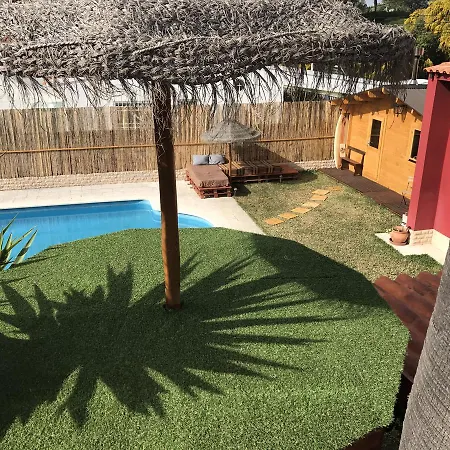 Hostel 7 Waves Surf *