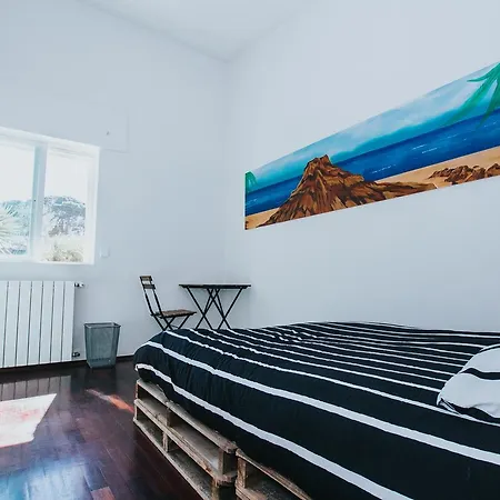 Albergue 7 Waves Surf *