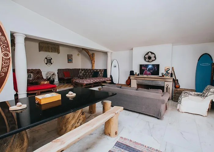 Хостел 7 Waves Surf *