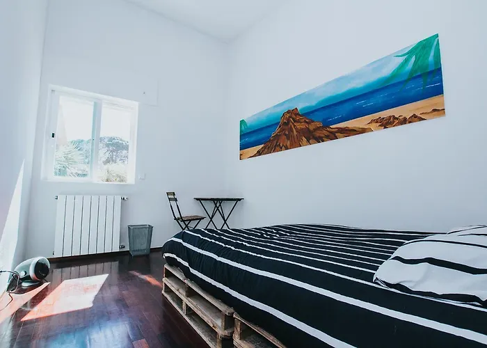 Хостел 7 Waves Surf *